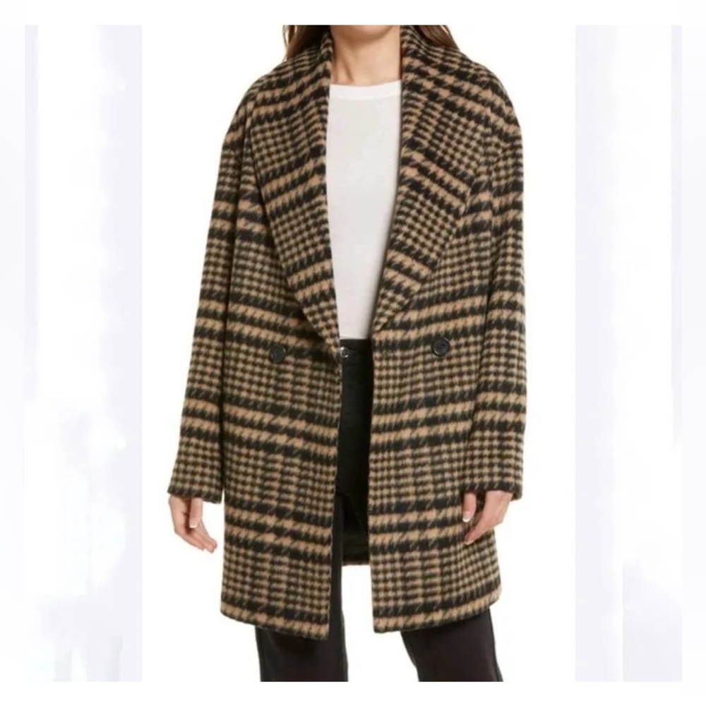 Avec Les Filles plaid pea coat used, good condition.